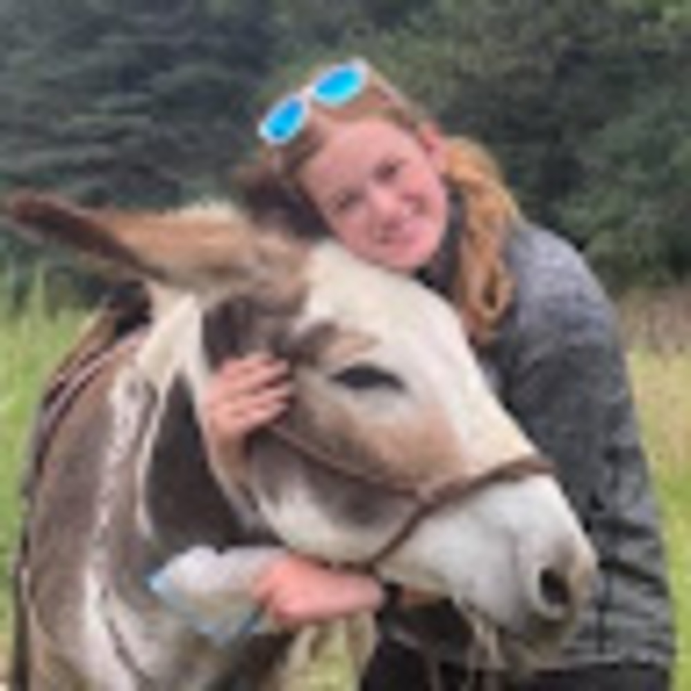 Meet your Posher, Ella